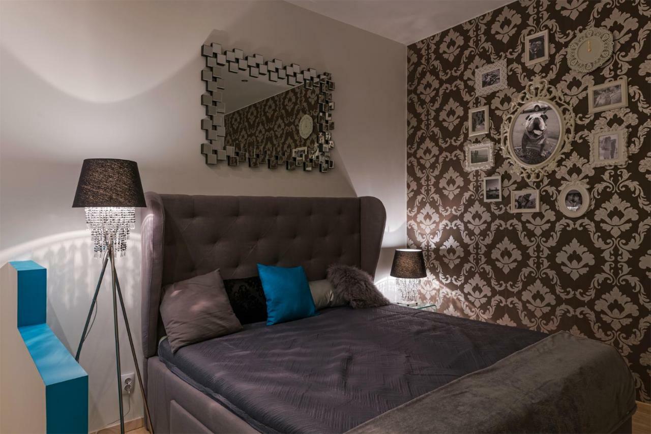 Parking, Ac, 2 Bedroom Design Flat In The Center 부다페스트 외부 사진